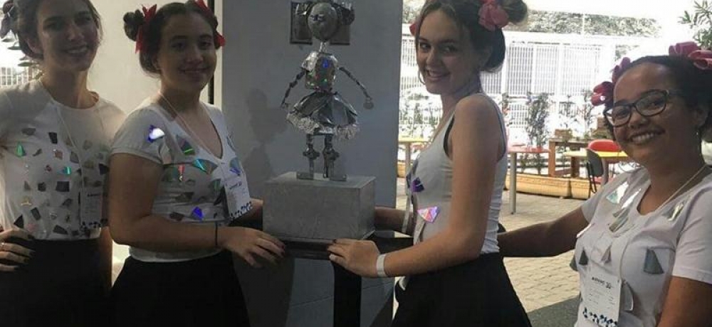 Equipe de robótica do Campus Patrocínio conquista 2º lugar em torneio  internacional