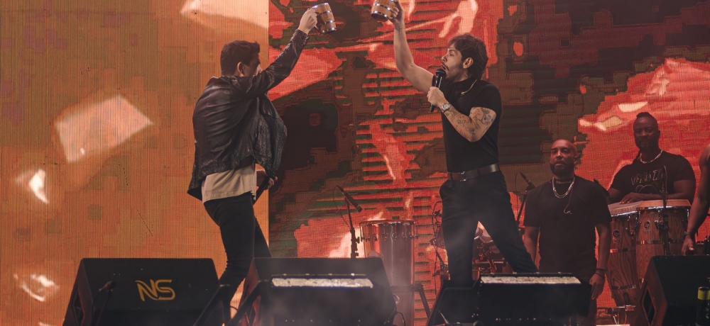 Dupla Hugo e Guilherme no palco da Fenacafé 2025 / Divulgação Top Entretenimento